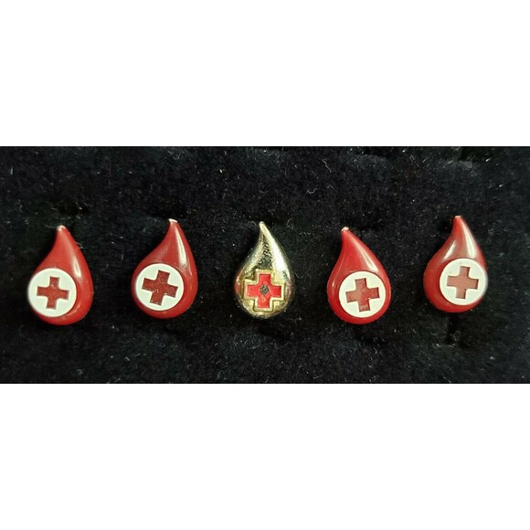 Vintage Red Cross Teardrop Blood Donor Lapel Pins Lot of 5 Red & Gold Tone - Picture 1 of 7